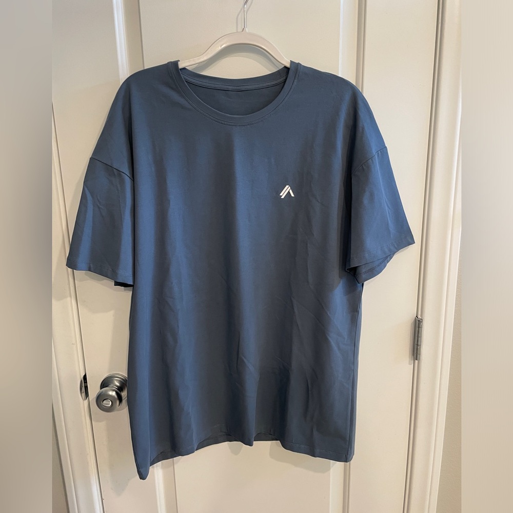 Alphalete Men’s Navy Blue Tee